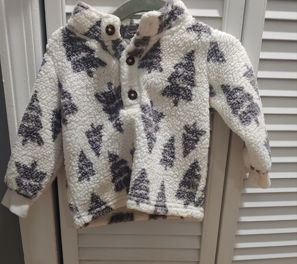 Carter's Cozy Kids Fleece Pullover with Christmas Tree Pattern / 9-12 Months
